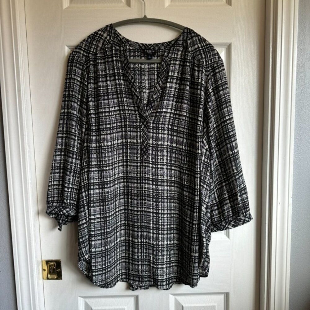 GUC Torrid Harper 3/4 Sleeve Tunic - Picture 4 of 6